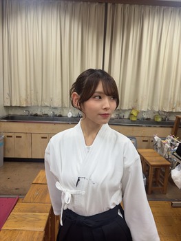 堀未央奈さん、6年ぶりに写真集発売のお知らせ！！！【元乃木坂46】
 | アイドルまとめ速報 ドル速(最新記事1)