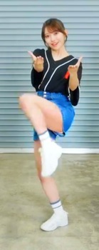 【朗報】金川紗耶と黒見明香のショーパン生足が最高すぎる | 【朗報】金川紗耶と黒見明香のショーパン生足が最高すぎる | アイドルまとめ速報 ドル速(画像03233348238479_2)