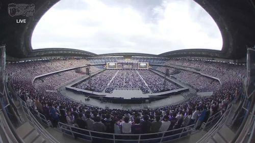 櫻坂46の国立、指定席埋まってるの本当に謎なんだよな | 櫻坂46の国立、指定席埋まってるの本当に謎なんだよな | 櫻坂46の国立、指定席埋まってるの本当に謎なんだよな | アイドルまとめ速報 ドル速(画像07163729509665_3)