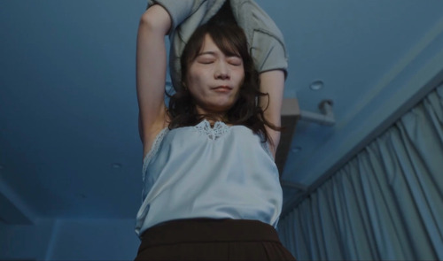 【速報】秋元真夏、濡れ場でナマ腋wwwwwwwwwww | 【速報】秋元真夏、濡れ場でナマ腋wwwwwwwwwww | アイドルまとめ速報 ドル速(画像15123308212565_2)