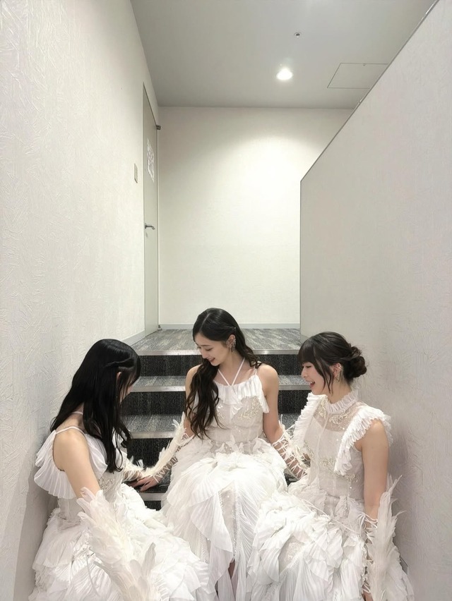 井上和ちゃん、両手に花で嬉しそうｗ【乃木坂46】 | 井上和ちゃん、両手に花で嬉しそうｗ【乃木坂46】 | 井上和ちゃん、両手に花で嬉しそうｗ【乃木坂46】 | 井上和ちゃん、両手に花で嬉しそうｗ【乃木坂46】 | アイドルまとめ速報 ドル速(画像18131238482226_4)