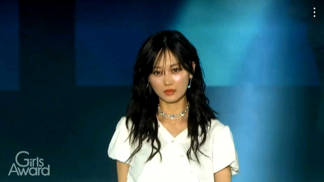 山下美月ちゃん、Vネックで美デコルテが輝く！！！【本乃木坂46】 | 山下美月ちゃん、Vネックで美デコルテが輝く！！！【本乃木坂46】 | 山下美月ちゃん、Vネックで美デコルテが輝く！！！【本乃木坂46】 | アイドルまとめ速報 ドル速(画像19001243021535_3)