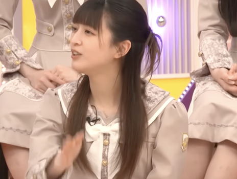 例の伝説の谷口愛季の『生足チラ』がこちら
 | アイドルまとめ速報 ドル速(最新記事7)