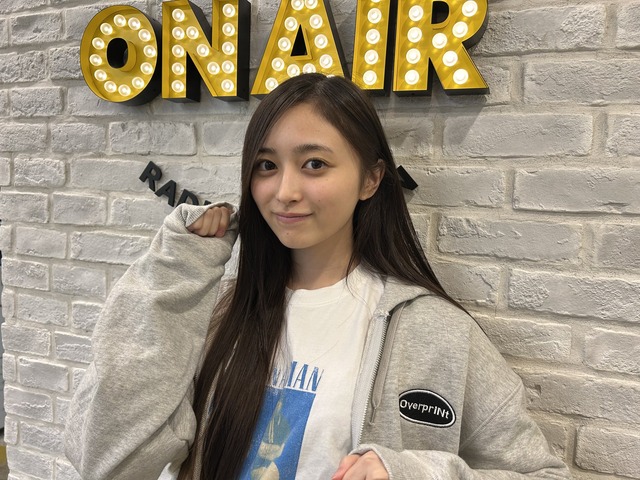 例の伝説の谷口愛季の『生足チラ』がこちら
 | アイドルまとめ速報 ドル速(最新記事4)
