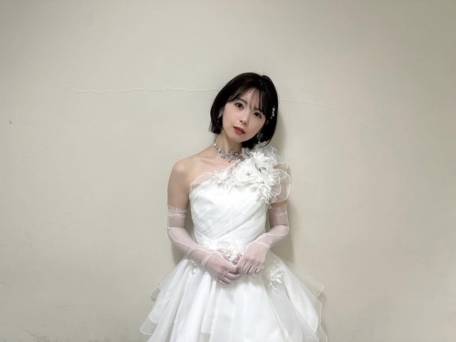金川紗耶1st『好きのグラデーション』の表紙、ぜんぶ強い
 | アイドルまとめ速報 ドル速(最新記事5)