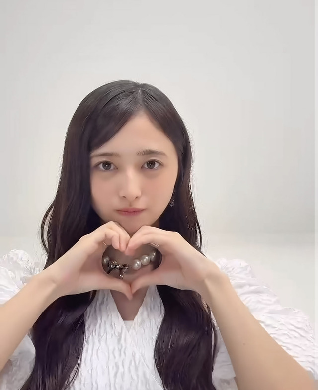 幼少期の海邉朱莉ちゃんが清楚すぎる！！！【乃木坂46】
 | アイドルまとめ速報 ドル速(最新記事6)