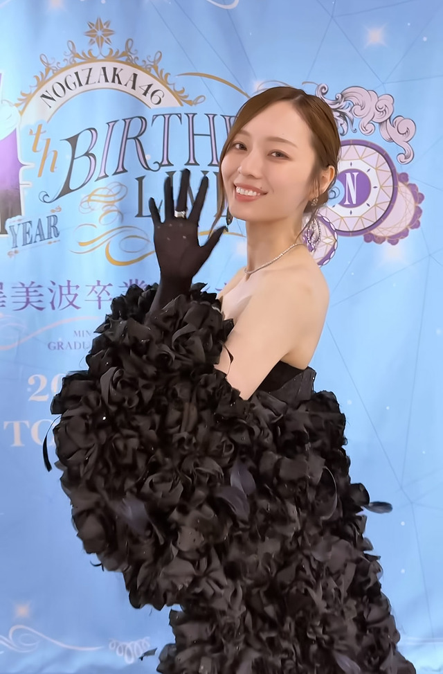ネーブルオレンジの背の順の時にドヤ顔してる小川彩ちゃんｗ【乃木坂46】
 | アイドルまとめ速報 ドル速(ピックアップ3)