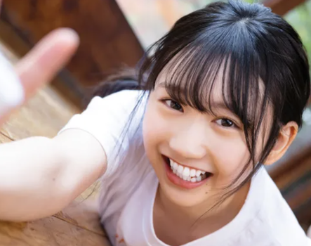 【速報】守屋麗奈さん、前屈みで「見えて」しまう・・・
 | アイドルまとめ速報 ドル速(最新記事3)